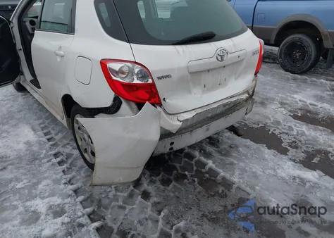 2009 Toyota Matrix z USA, uszkodzony, nr VIN 2T1KU40E99C189878